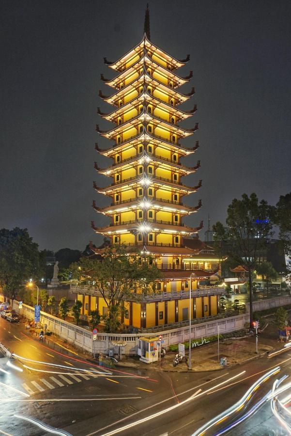 仁和朋友之家民宿 胡志明市 外观 照片